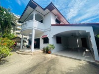 Pool villa for sale Houses for sale in Jomtien