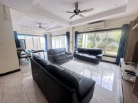 Casa Village house for rent in Jomtien